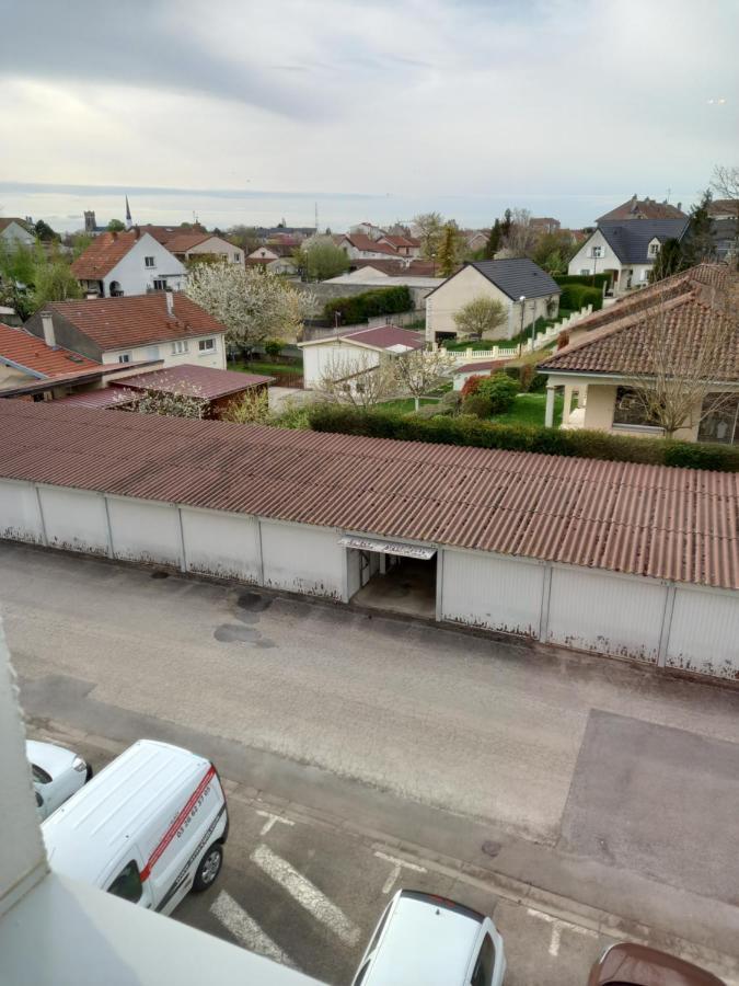 L'Escale Champenoise , Wifi Garage Parking Prive Gratuit Leilighet Châlons-en-Champagne Eksteriør bilde